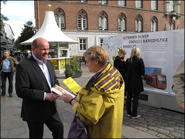 Borgmester Jan Boye ved udstilling
Foto: Odense Kommune