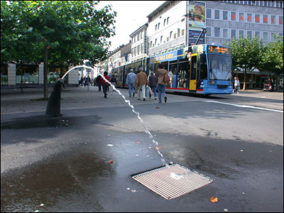 Det centrale torv K&ouml;nigs Platz
foto: Helge Bay